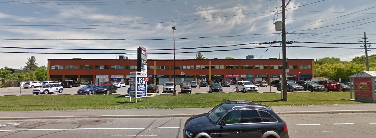 405-439 St. Laurent Boulevard